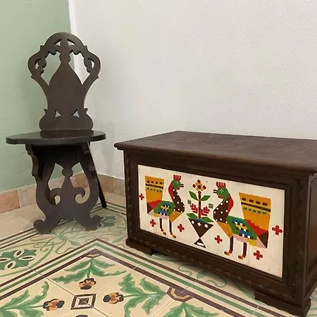 Bradamante Little Tower טראפאני