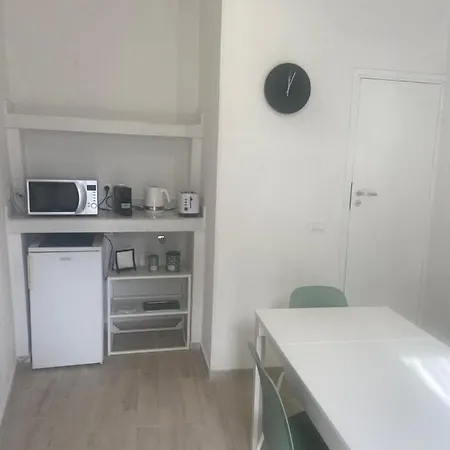 Bradamante Little Tower דירה *